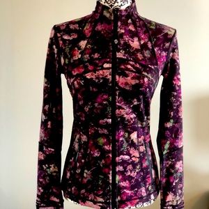 Lululemon define jacket in unique floral pattern
